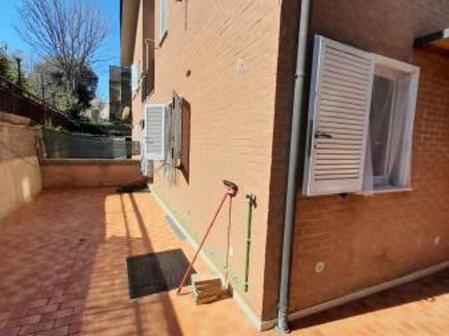 Appartamento in affitto a Roma RM