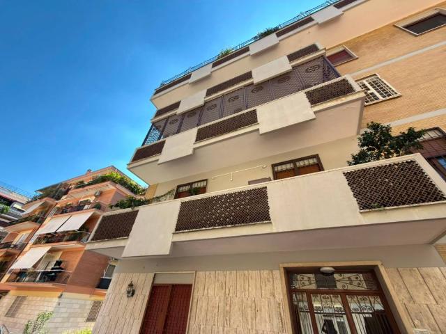 Appartamento in affitto a Roma RM