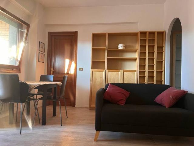 Appartamento in affitto a Roma RM