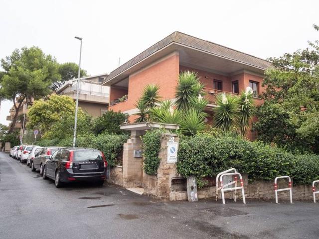 Appartamento in affitto a Roma RM