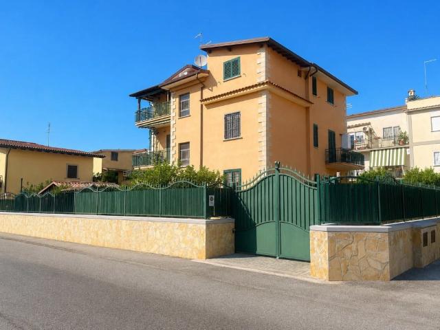 Appartamento in affitto a Roma roma Casale Santarelli, arredato, riscaldamento autonomo, ristrutturato TrovaCasa
