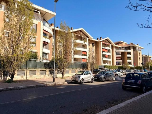 Appartamento in affitto a Roma roma Joan mirã², non arredato/vuoto, terrazzo, riscaldamento autonomo TrovaCasa