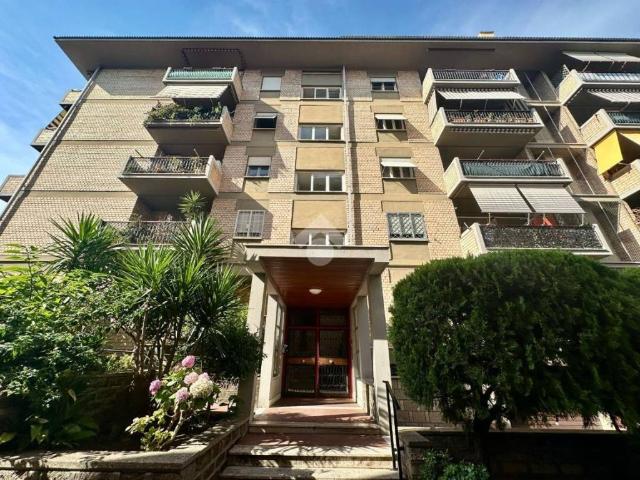 Appartamento in affitto a Roma via Mar Rosso, 13, non arredato/vuoto, balcone, cucina abitabile TrovaCasa