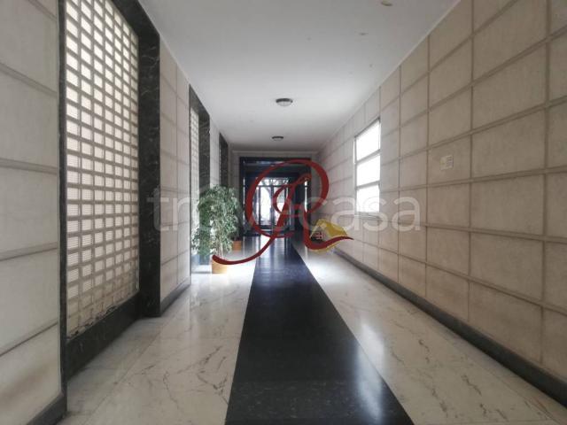 Appartamento in affitto a Roma via Monte Santo, 9, arredato, balcone TrovaCasa