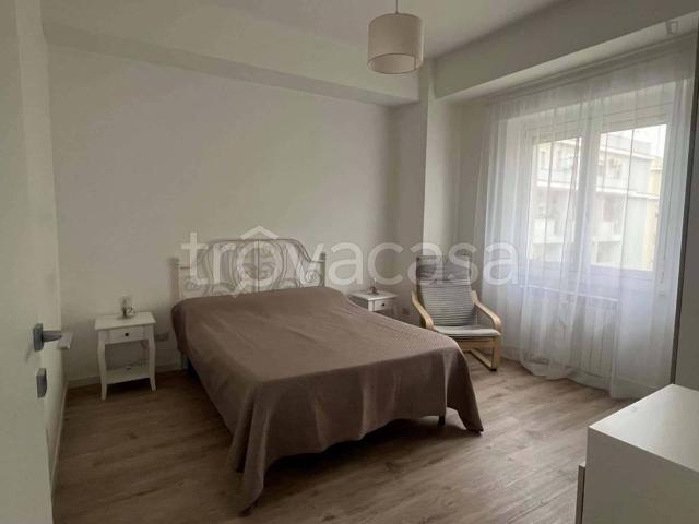 Appartamento in affitto a Roma via Montefalco, arredato, balcone TrovaCasa