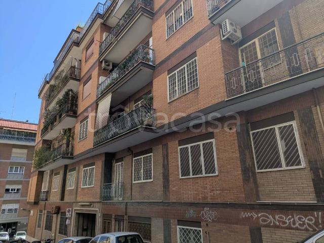 Appartamento in affitto a Roma via Nadina Helbig, 30, arredato, terrazzo, ascensore TrovaCasa