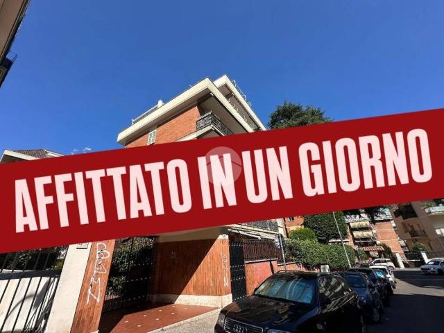 Appartamento in affitto a Roma via Nino Martoglio, 47, arredato, ascensore, doppia esposizione TrovaCasa