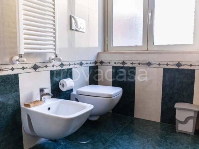 Appartamento in affitto a Roma via Nonantola, arredato, zona residenziale, luminoso TrovaCasa