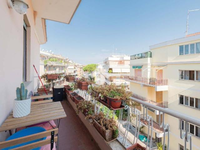 Appartamento in affitto a Roma via Athos Ammannato, 19, arredato, vista aperta, luminoso TrovaCasa