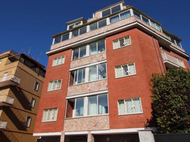 Appartamento in affitto a Roma via Acquedotto Paolo, 14, arredato, giardino privato, ascensore TrovaCasa