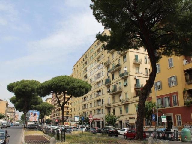 Appartamento in affitto a Roma via Appia Nuova, 433, arredato, ascensore, ristrutturato TrovaCasa