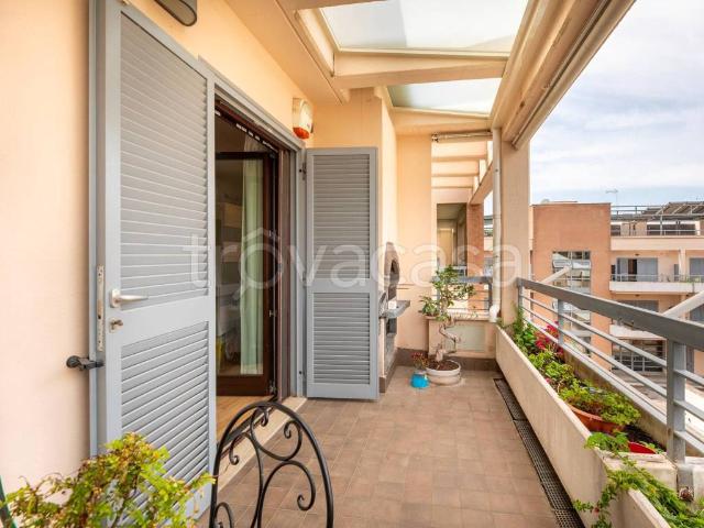 Appartamento in affitto a Roma via Appia Nuova, 799, arredato, terrazzo, nuova costruzione TrovaCasa