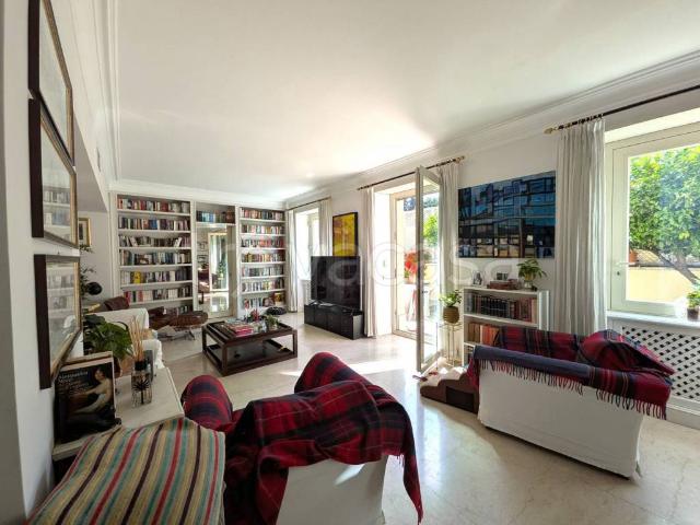 Appartamento in affitto a Roma via Armando Spadini, arredato, terrazzo, immobile di prestigio TrovaCasa
