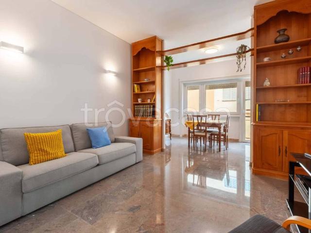 Appartamento in affitto a Roma via Baldo degli Ubaldi, arredato, ascensore, centrale TrovaCasa