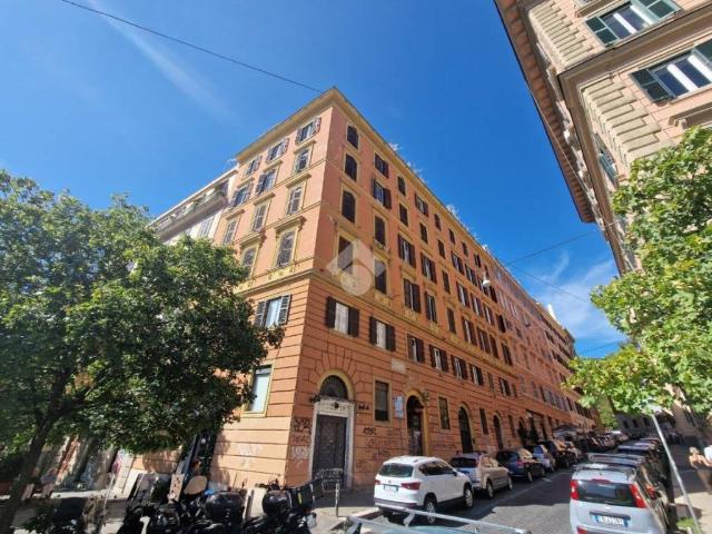 Appartamento in affitto a Roma via bertani, 4, arredato, ultimo piano, ristrutturato TrovaCasa