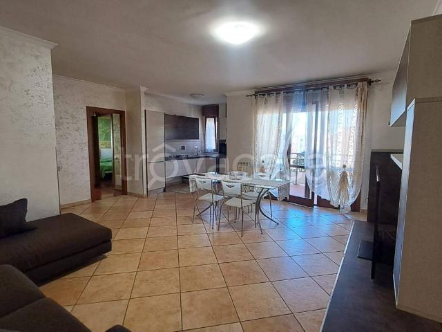 Appartamento in affitto a Roma via Biagio Petrocelli, arredato, terrazzo, balcone TrovaCasa