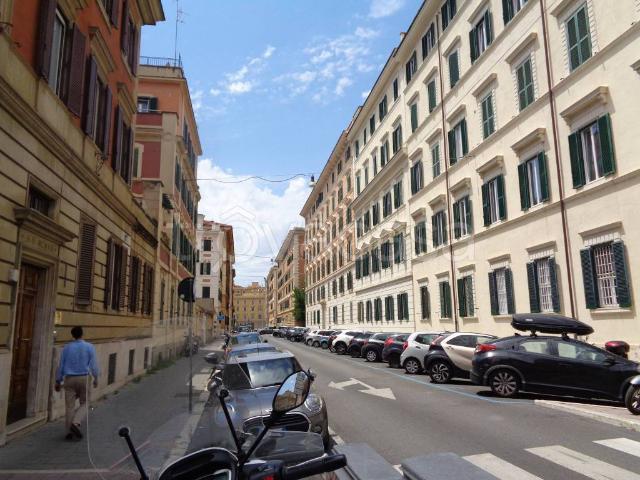 Appartamento in affitto a Roma via Boezio, ascensore, servizio di portineria, luminoso TrovaCasa
