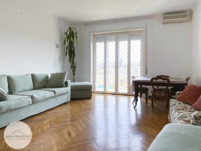Appartamento in affitto a Roma via Bradano, 34, arredato, centrale, vicinanze negozi TrovaCasa