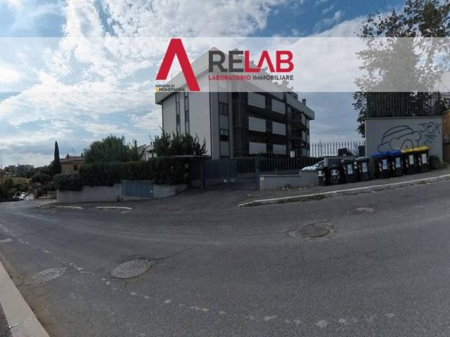 Appartamento in affitto a Roma via Carmine Calò, 18, box, terrazzo, riscaldamento autonomo TrovaCasa