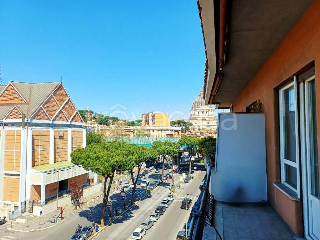 Appartamento in affitto a Roma via Cardinale Cassetta, ascensore, ultimo piano, riscaldamento centralizzato TrovaCasa