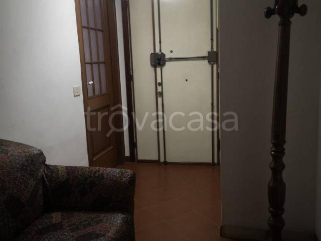 Appartamento in affitto a Roma via Carlo Caneva, 25, arredato, riscaldamento centralizzato, cucina abitabile TrovaCasa