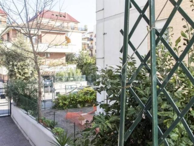 Appartamento in affitto a Roma via Carlo Livi, arredato TrovaCasa