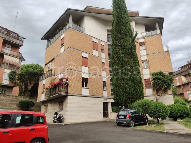 Appartamento in affitto a Roma via Cesare Fani, arredato, terrazzo, balcone TrovaCasa