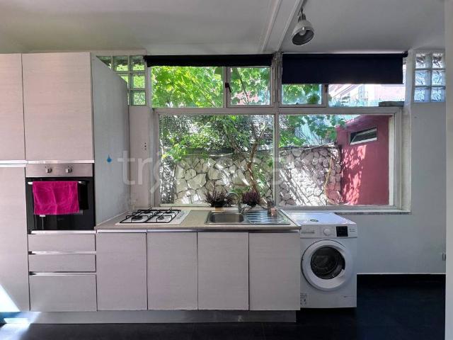 Appartamento in affitto a Roma via Cervasca, arredato, giardino, cucina a vista TrovaCasa