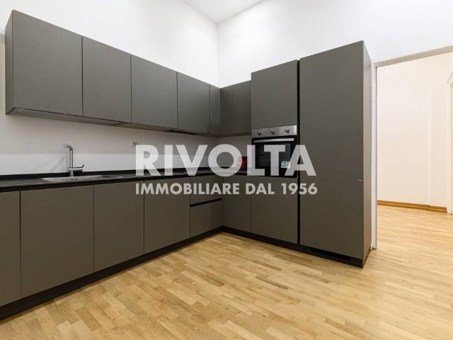 Appartamento in affitto a Roma via Cicerone, immobile di prestigio, parzialmente arredato, riscaldamento centralizzato TrovaCasa