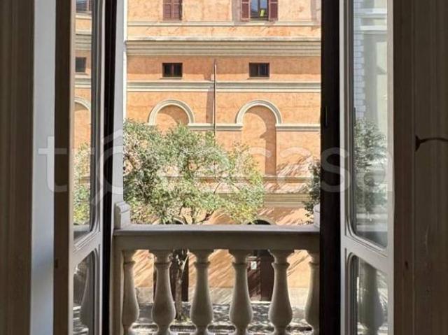 Appartamento in affitto a Roma via Cicerone, riscaldamento centralizzato, ristrutturato, centrale TrovaCasa