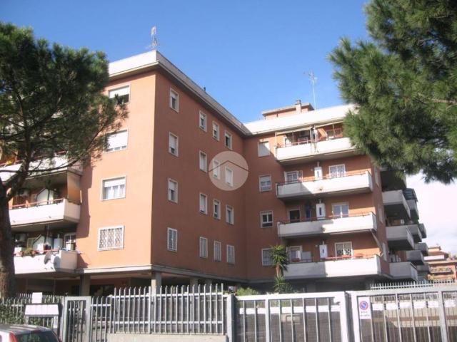 Appartamento in affitto a Roma via Degli Orafi, 60, arredato, centrale, posto auto coperto TrovaCasa