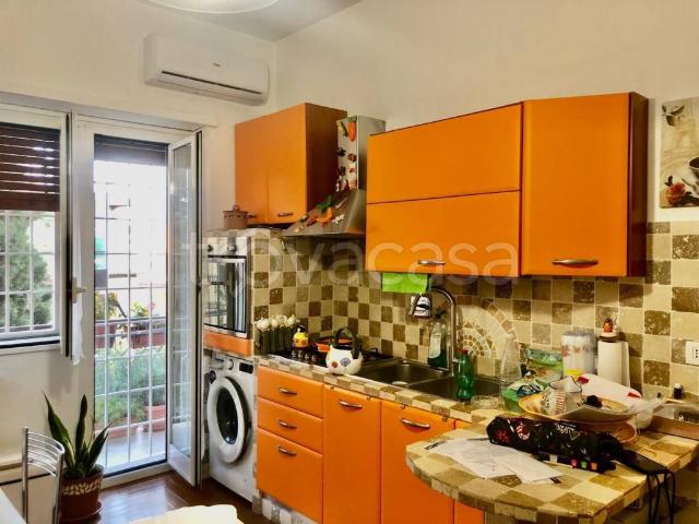 Appartamento in affitto a Roma via degli Estensi, 203, arredato, ascensore, aria condizionata TrovaCasa