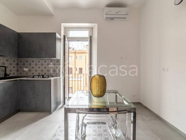 Appartamento in affitto a Roma via dei Volsci, arredato, ascensore, riscaldamento centralizzato TrovaCasa