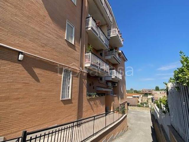 Appartamento in affitto a Roma via dei Redattori, 114, arredato, riscaldamento autonomo, aria condizionata TrovaCasa