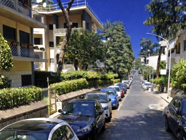 Appartamento in affitto a Roma via del Giordano, arredato, ristrutturato, angolo cottura TrovaCasa