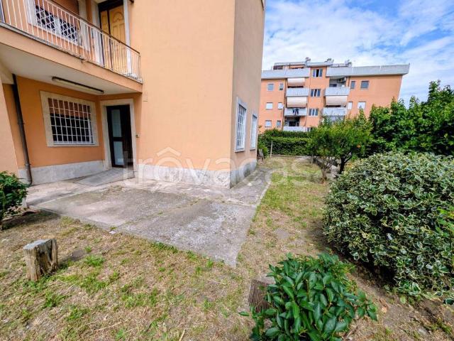 Appartamento in affitto a Roma via del Muro Linari, arredato, giardino privato, posto auto TrovaCasa