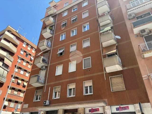 Appartamento in affitto a Roma via della Meloria, arredato, terrazzo, ascensore TrovaCasa