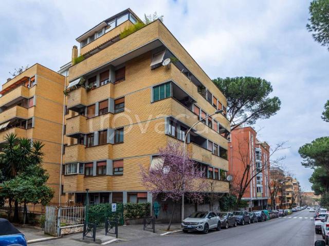 Appartamento in affitto a Roma via dell'Accademia Albertina, 38, arredato, ascensore, riscaldamento centralizzato TrovaCasa