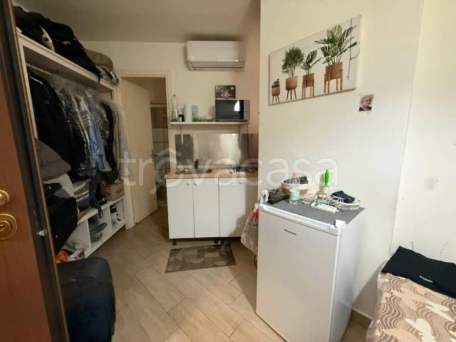 Appartamento in affitto a Roma via delle Cave di Pietralata, arredato, aria condizionata, esposizione interna TrovaCasa