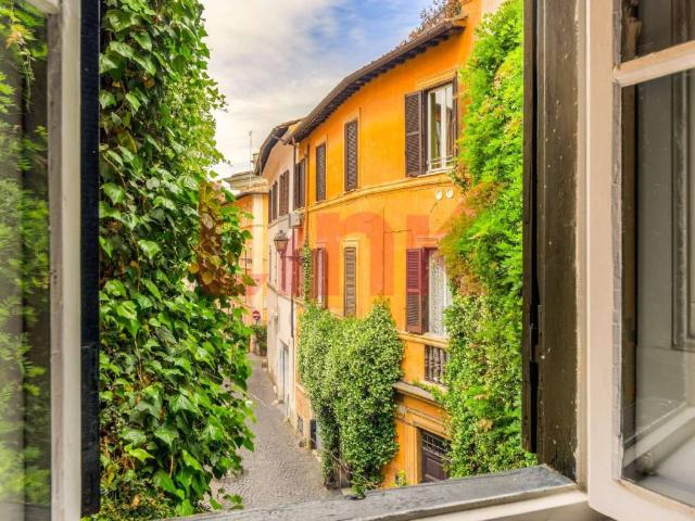 Appartamento in affitto a Roma via dell'Orso, non arredato/vuoto, terrazzo, riscaldamento autonomo TrovaCasa