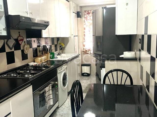 Appartamento in affitto a Roma via di Casal Bertone, 185, arredato, vicinanze negozi, balcone TrovaCasa