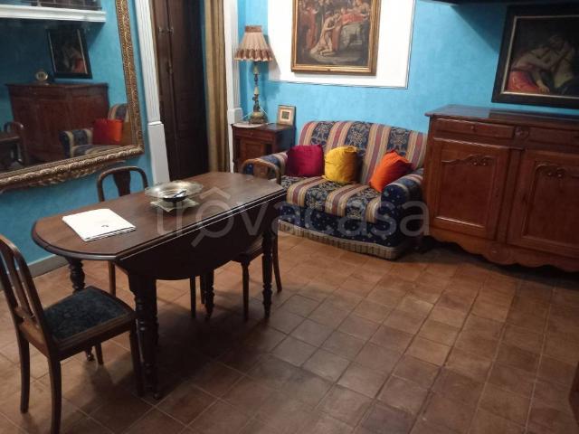 Appartamento in affitto a Roma via di San Basilio, arredato, centrale, senza ascensore TrovaCasa