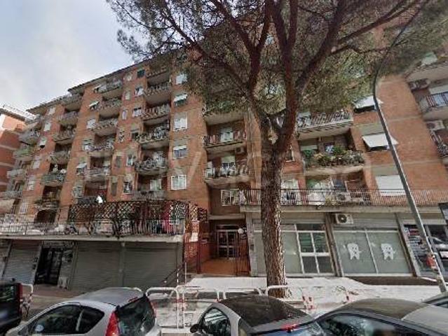 Appartamento in affitto a Roma via di San Romano, 73, arredato, vicinanze negozi, aria condizionata TrovaCasa