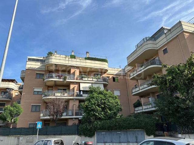 Appartamento in affitto a Roma via Eugenio Maccagnani, arredato, ascensore, posto auto coperto TrovaCasa