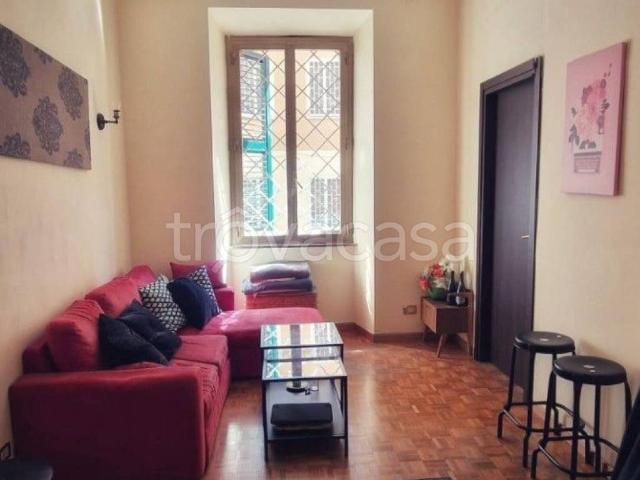 Appartamento in affitto a Roma via Eleonora d'Arborea, arredato, luminoso, cucina abitabile TrovaCasa