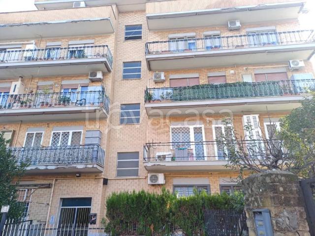 Appartamento in affitto a Roma via Fratelli Poggini, balcone, cucina abitabile TrovaCasa