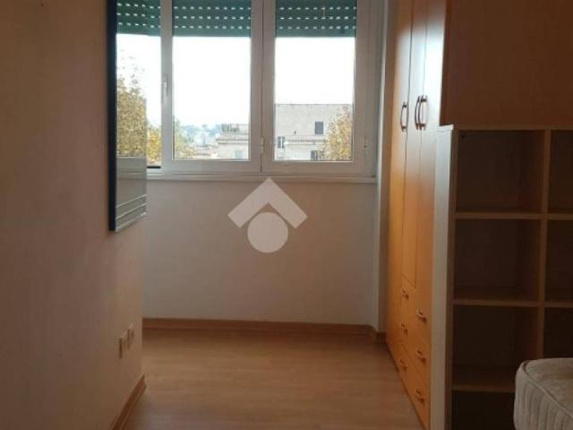 Appartamento in affitto a Roma via gaspare gozzi, 125, arredato, balcone, angolo cottura TrovaCasa