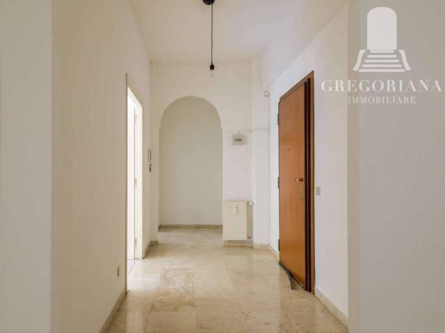 Appartamento in affitto a Roma via giacinto de' vecchi pieralice, non arredato/vuoto, ascensore, luminoso TrovaCasa
