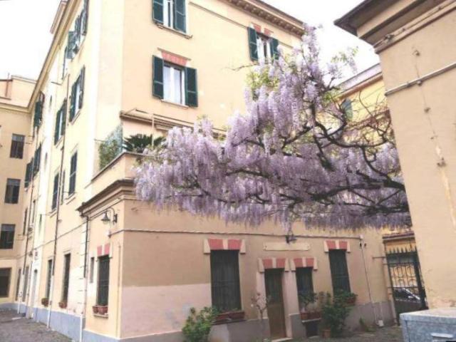 Appartamento in affitto a Roma via Giordano Bruno, arredato, frigorifero, giardino condominiale TrovaCasa