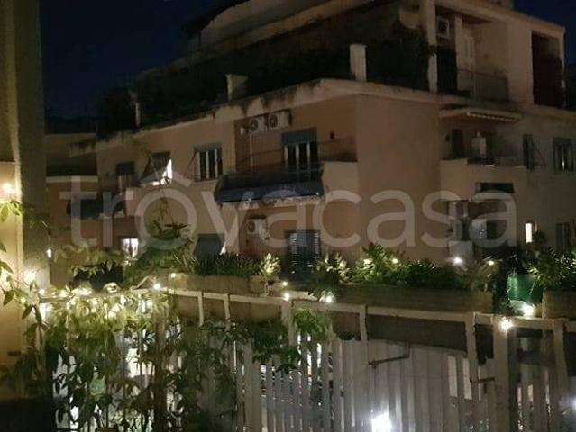 Appartamento in affitto a Roma via Giovanni Marangoni, arredato, lavastoviglie, lavanderia TrovaCasa